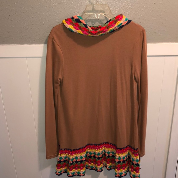 Si small embroidered cardigan. NWOT - Picture 2 of 4